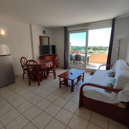 Palmyra Golf Joli 2 Pieces Avec Piscine Couverte Vue Degage Sur Le Golf Cap D'agde Appartamento *